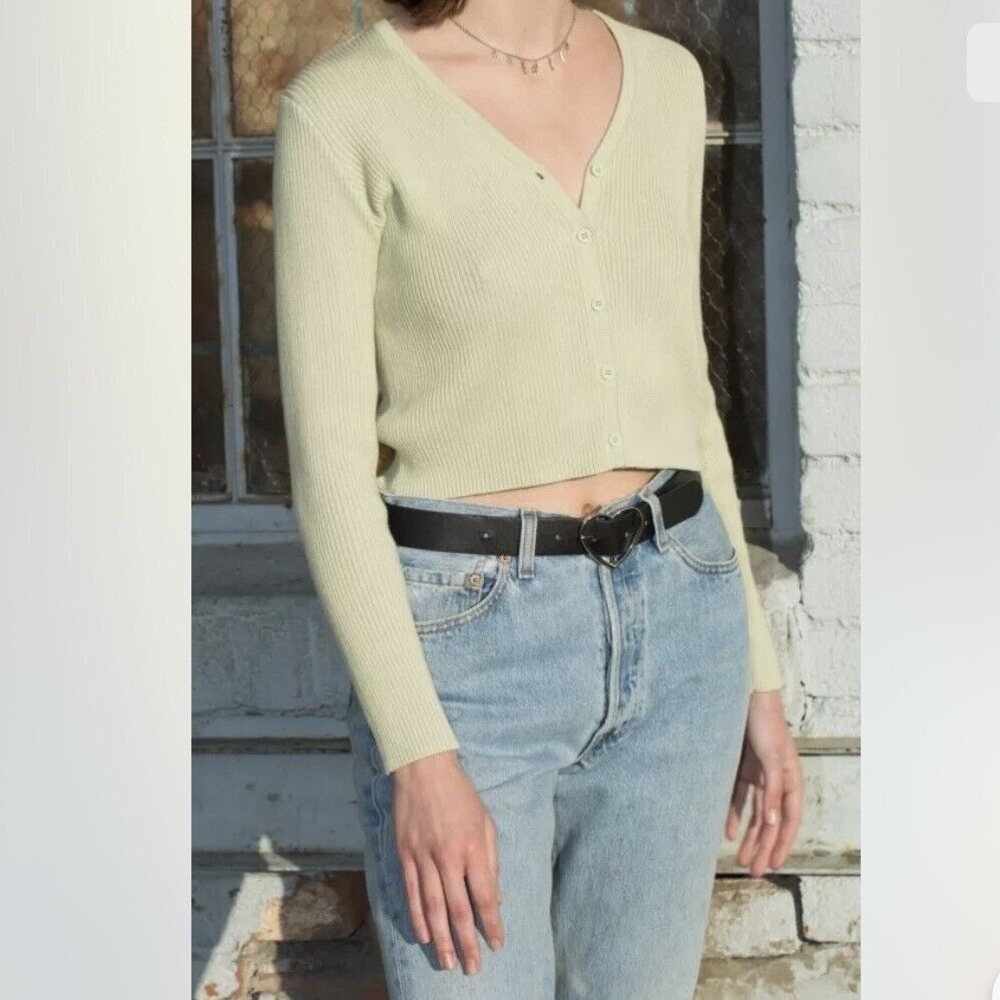 Brandy Melville Shannon Cropped Cardigan Sweater in Sage Green